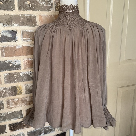 Anthropologie Love Sam Lissa Silk Peasant Blouse Embroidered Smocked Tan Sz XS - Picture 8 of 16